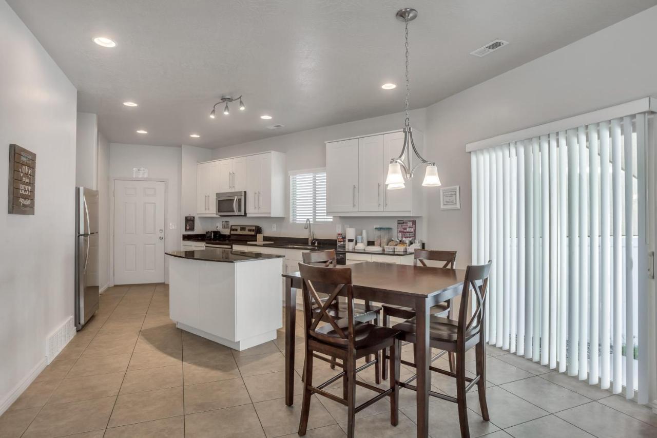 Spacious & New Guesthouse In Orem/Provo Εξωτερικό φωτογραφία